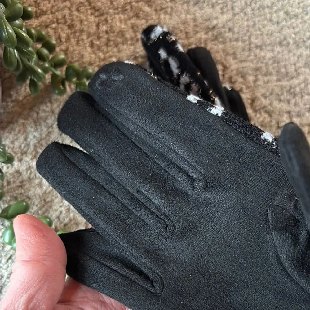 Stylish Black and White Gloves